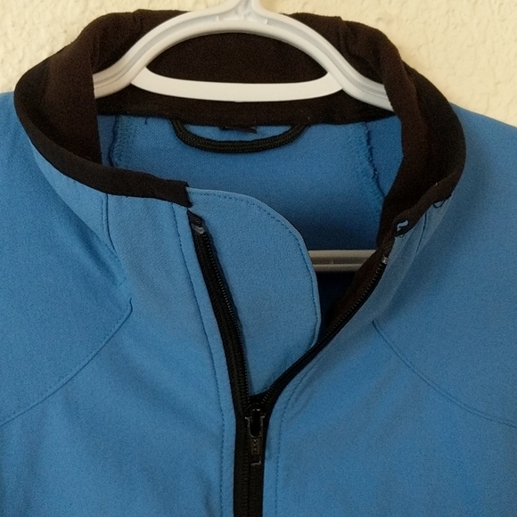 Dynamic brand light jacket - Picture 2 of 10